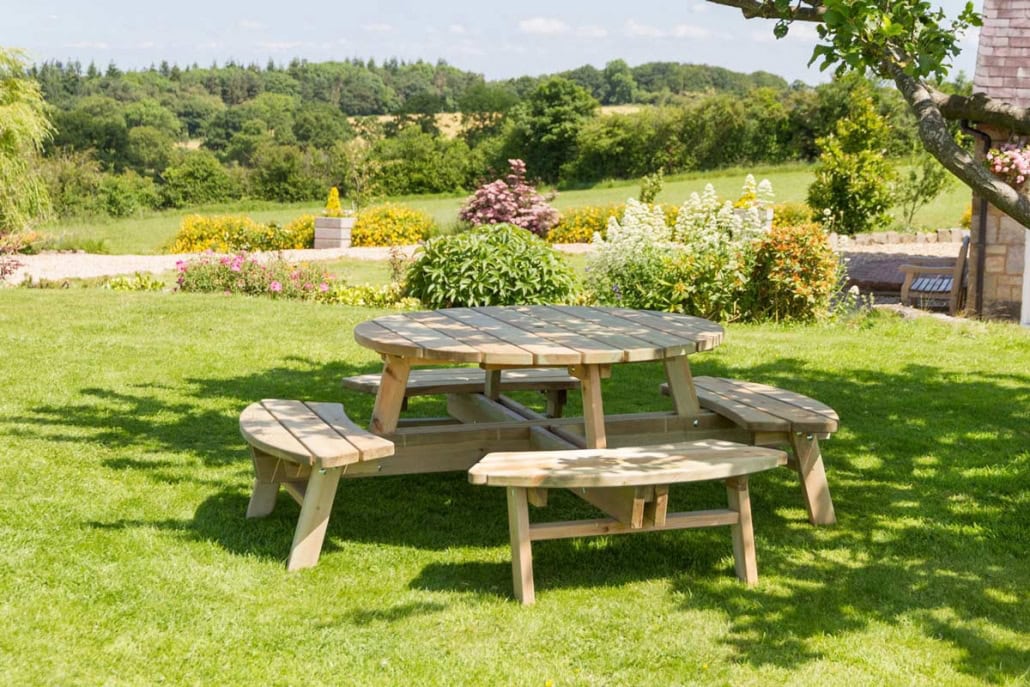 8 Seater Round Wooden Garden Picnic Table 2