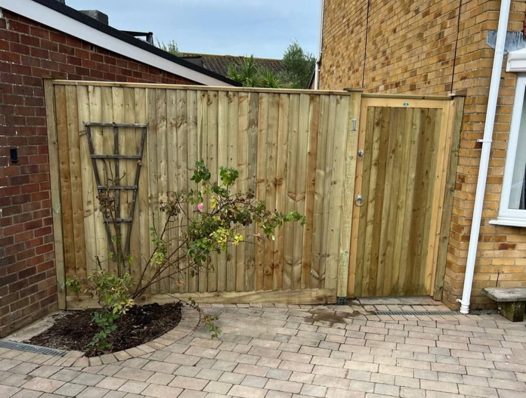 Closeboard Fencing and gate