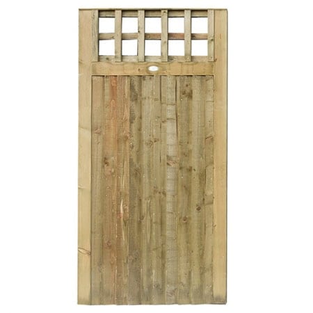 Wooden closeboard infill gate