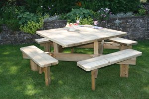 Dartmoor Square Picnic Table