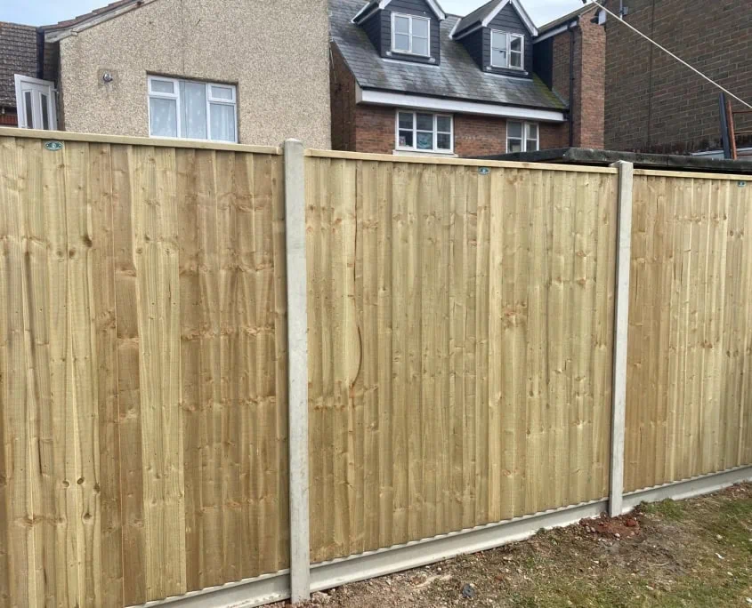 Heavy Duty Closeboard Panels with concrete posts and gravel boards