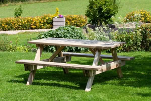 picnic table
