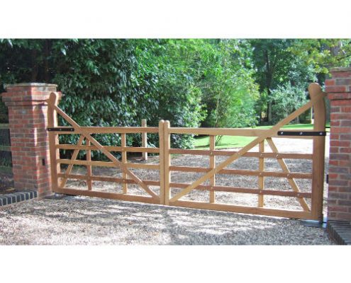 Photo of Raised Halve Gate