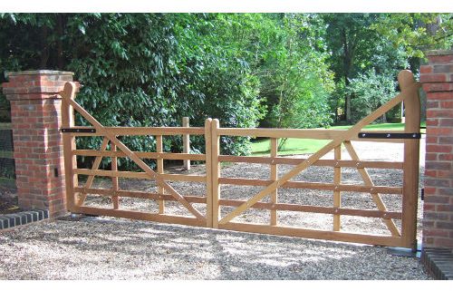 Photo of Raised Halve Gate