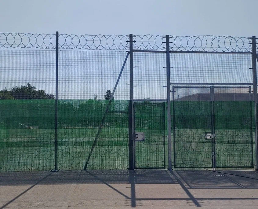 Photo of B&M Stores security fencing