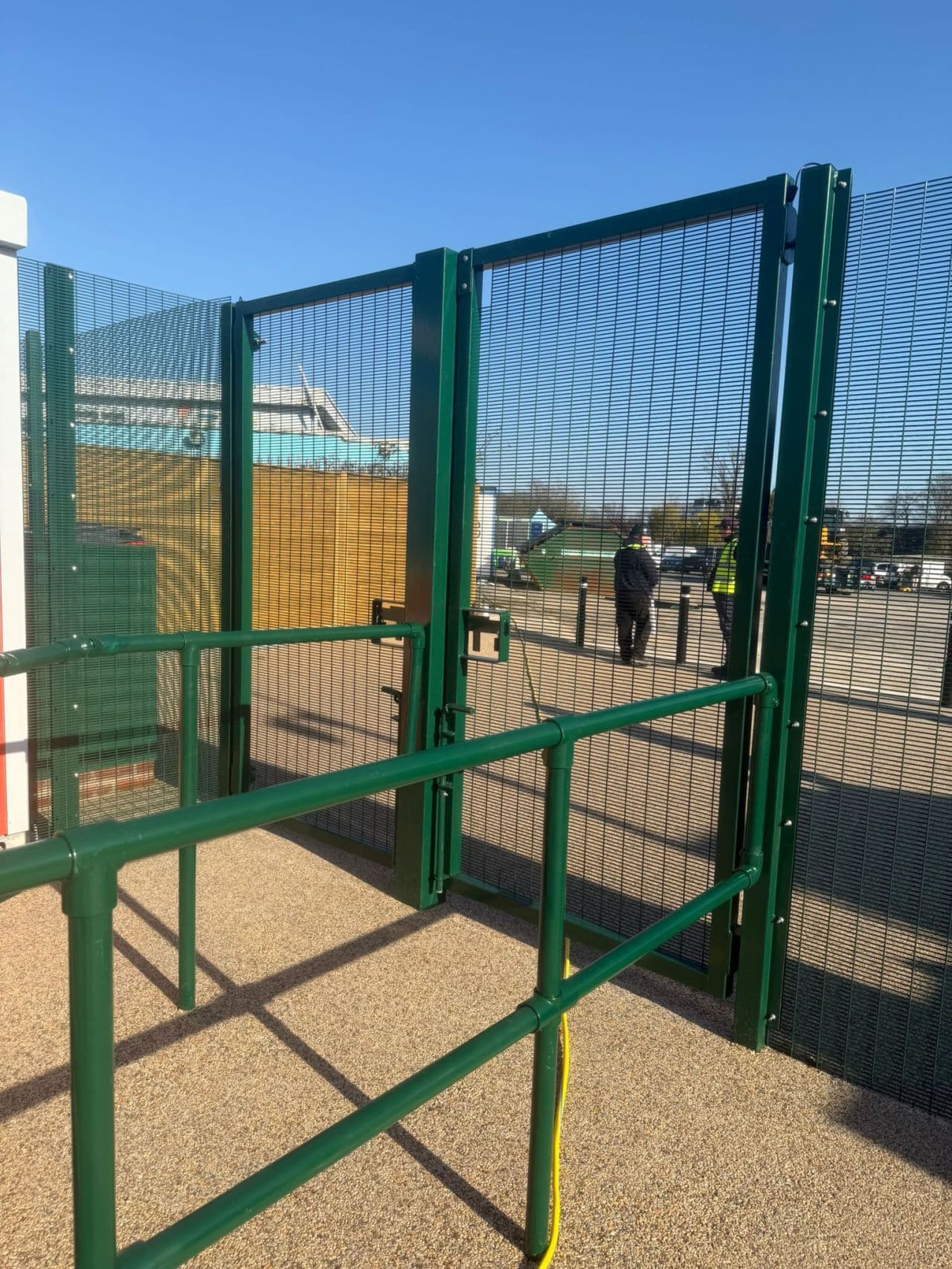 2.0m high Jacksons tongue and groove fencing and marine-coated mesh gates at Hilsea Lido